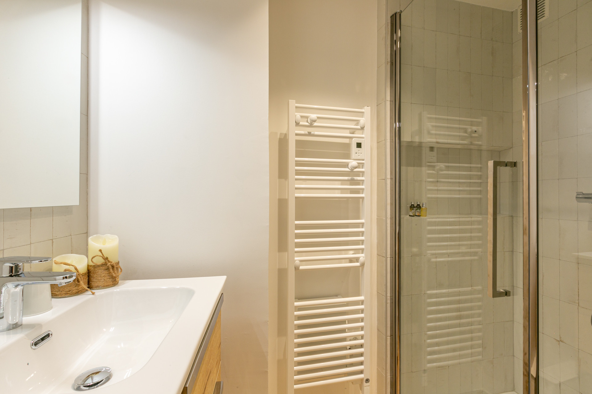 _lv_images__lot_0002340266_12_1458088