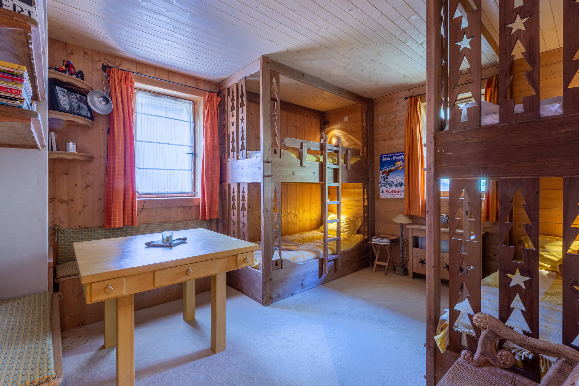 _lv_images__lot_0002340270_09_1454921