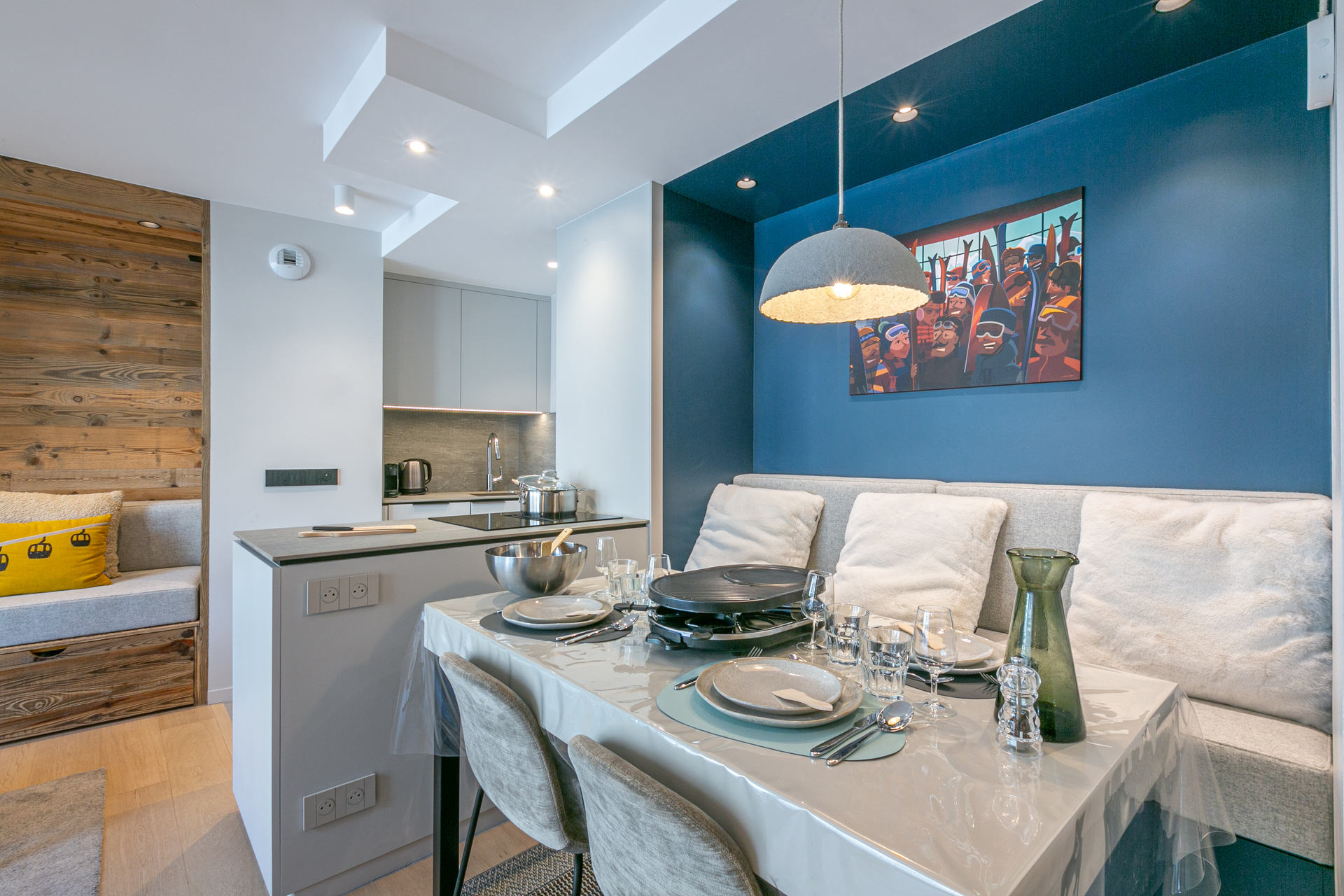 _lv_images__lot_0002340282_07_1458098