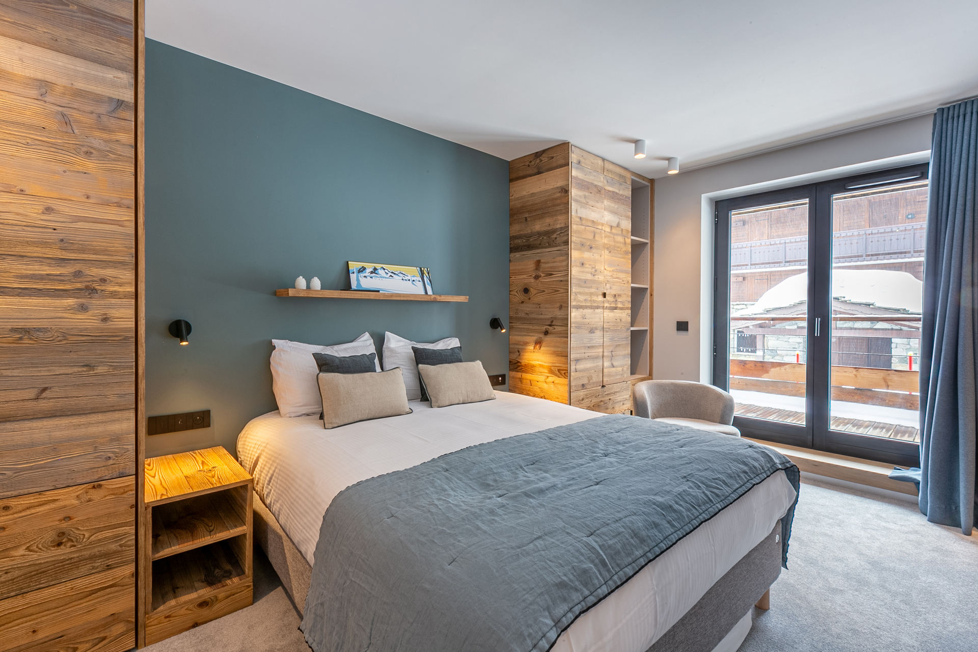 _lv_images__lot_0002340283_11_1457763