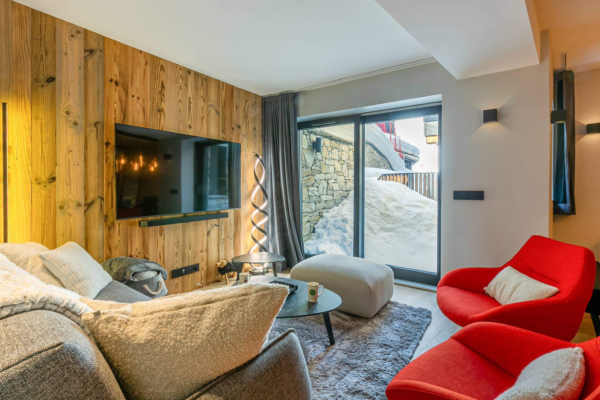 _lv_images__lot_0002340297_02_1455414