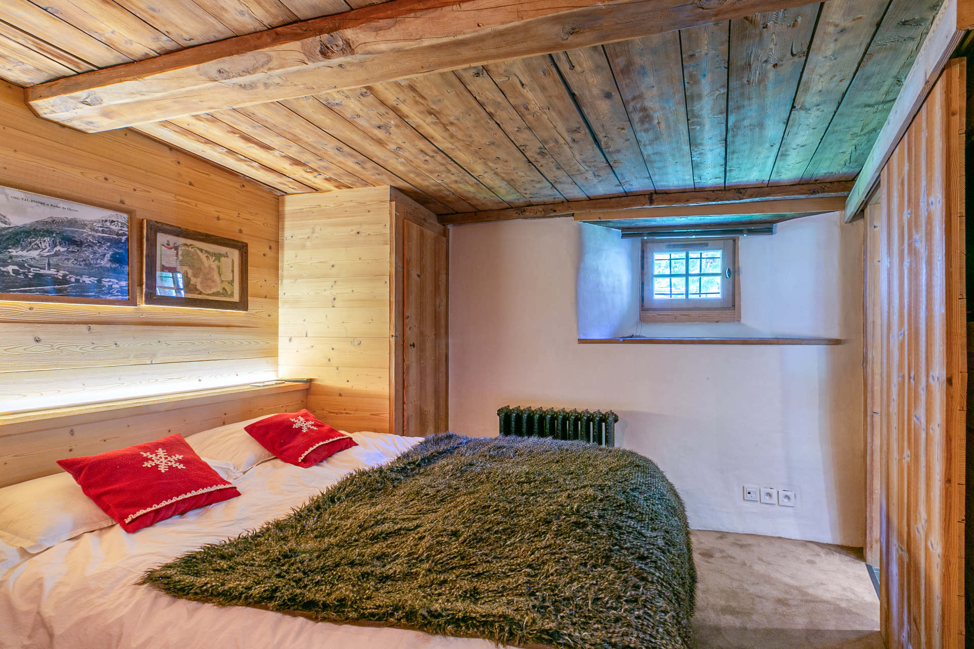 _lv_images__lot_0002340306_13_1456650