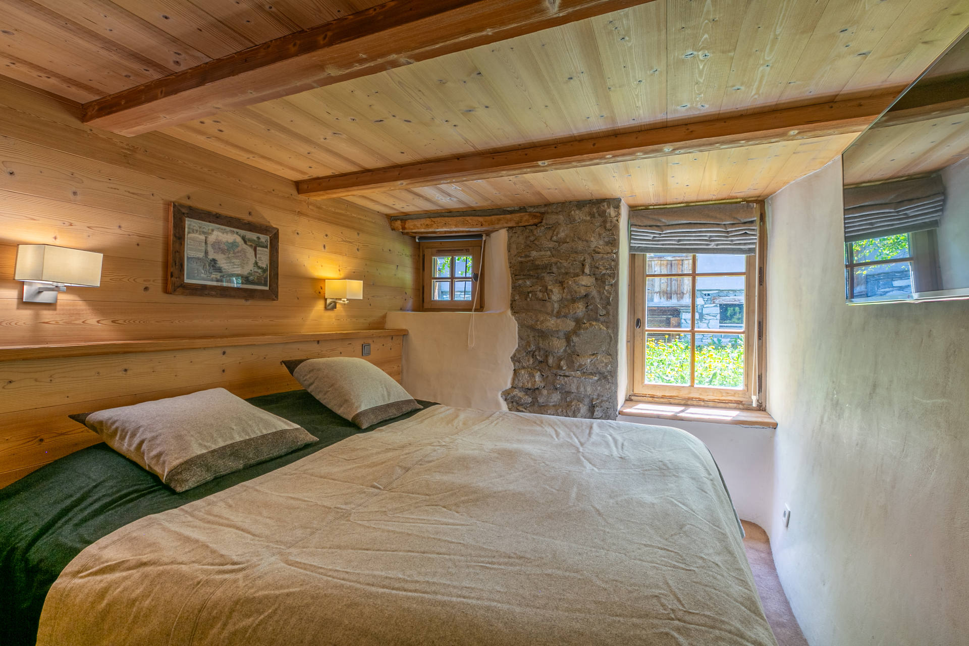 _lv_images__lot_0002340306_14_1456651