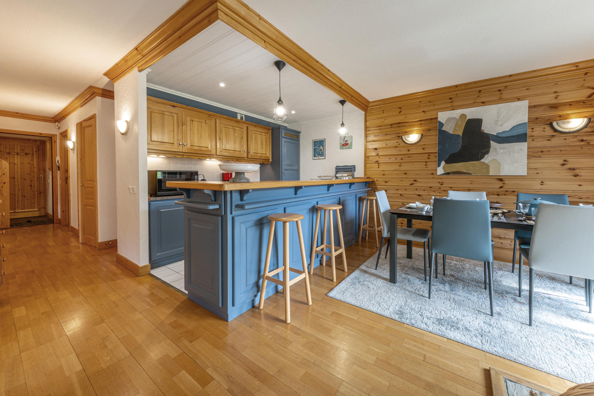 _lv_images__lot_0002340307_06_1456457