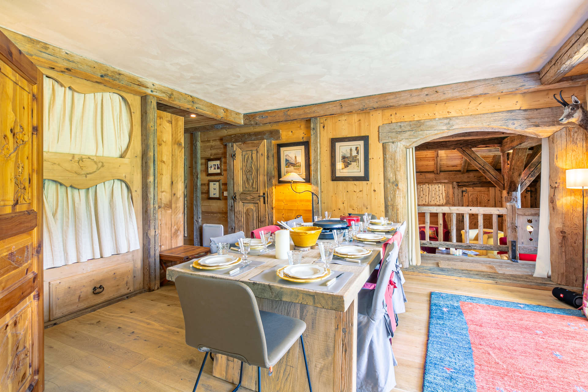 _lv_images__lot_0002340310_07_1454364