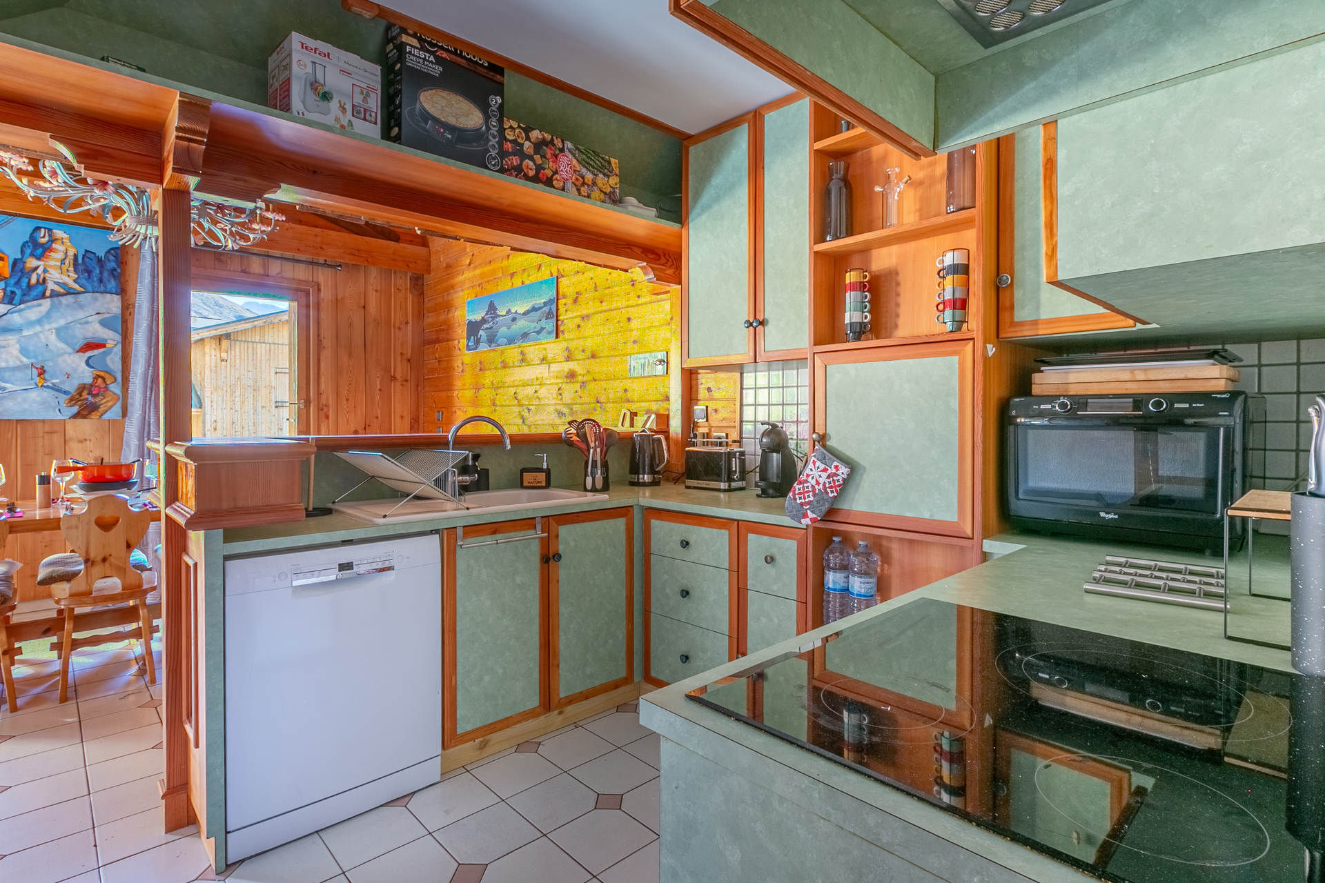 _lv_images__lot_0002340319_03_1457176