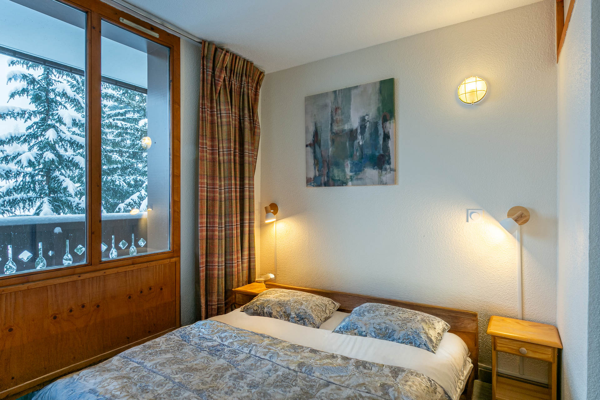 _lv_images__lot_0002340321_07_1456139