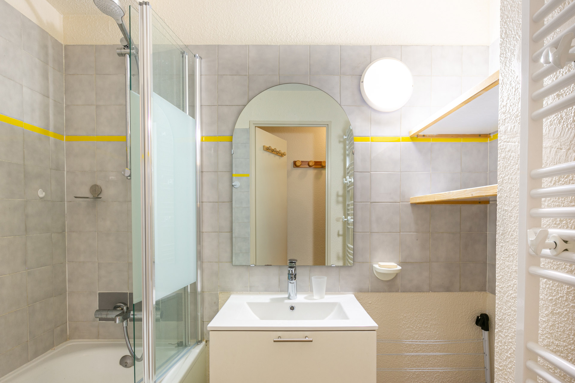 _lv_images__lot_0002340321_09_1456141