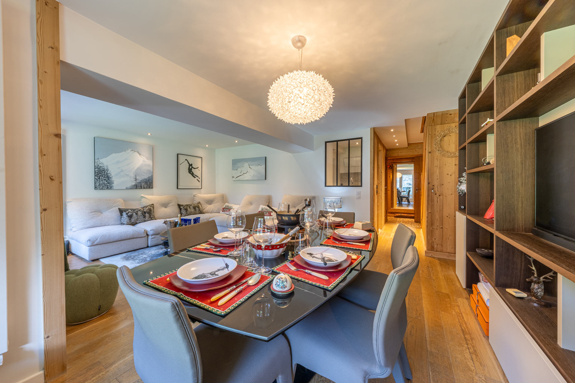 _lv_images__lot_0002340323_04_1454647