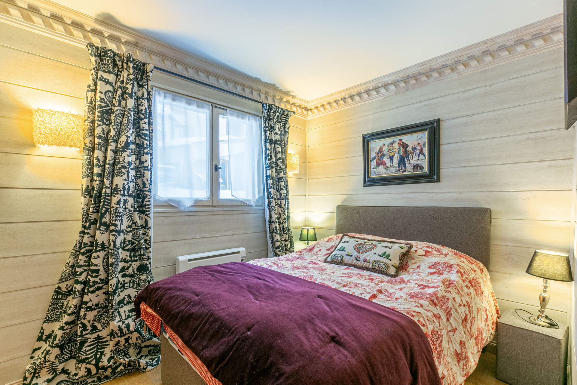 _lv_images__lot_0002340323_08_1454651