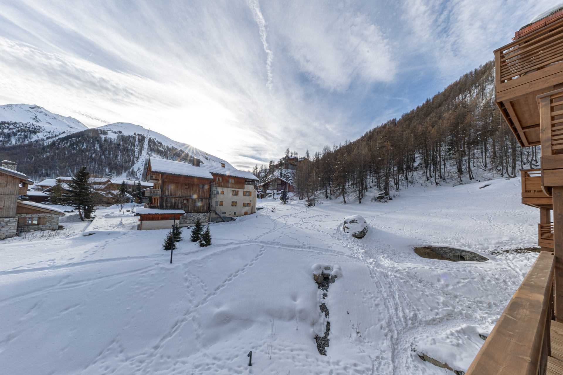 _lv_images__lot_0002340328_15_1454720