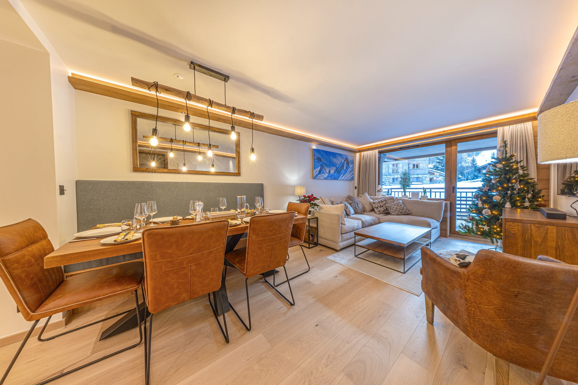 _lv_images__lot_0002340329_01_1455110