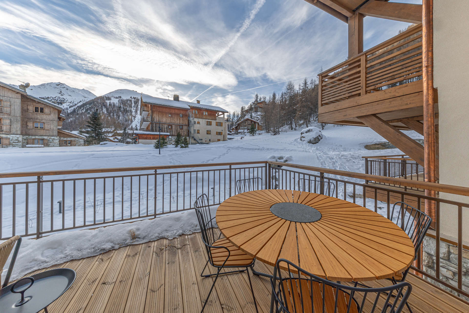 _lv_images__lot_0002340333_12_1454971