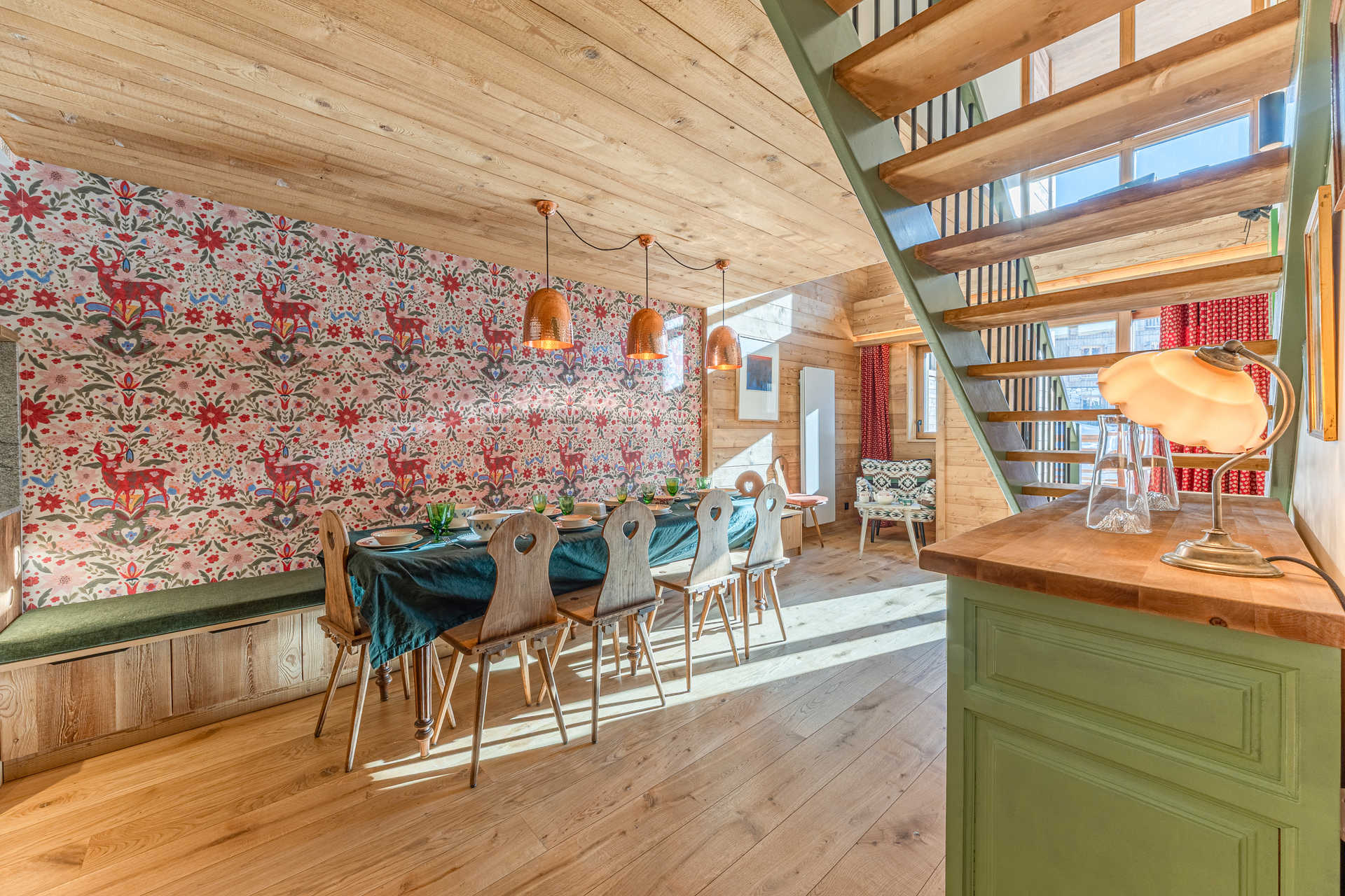 _lv_images__lot_0002340345_02_1454551