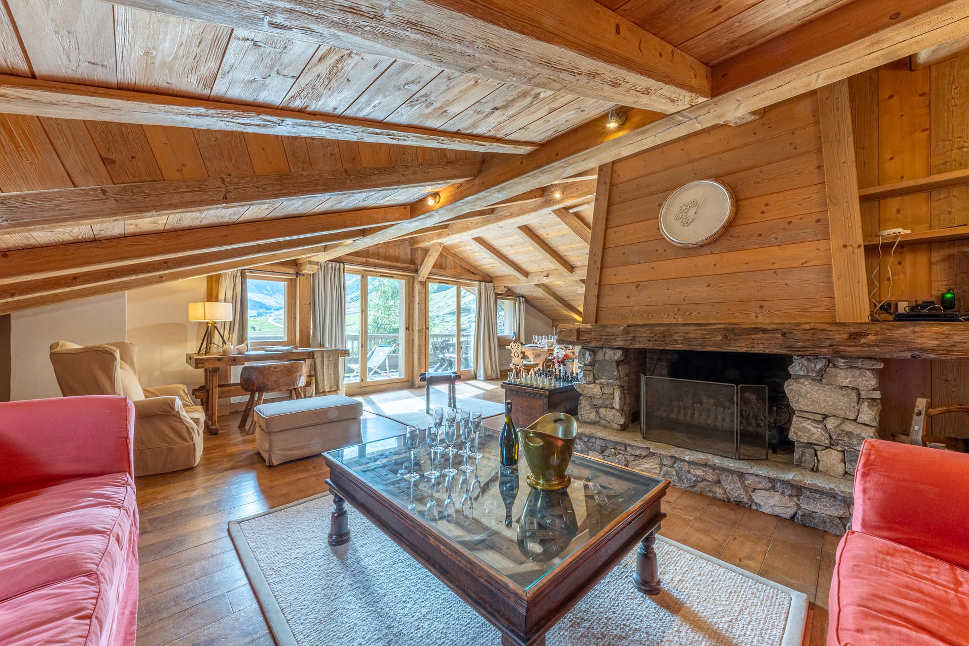 _lv_images__lot_0002340348_01_1454785