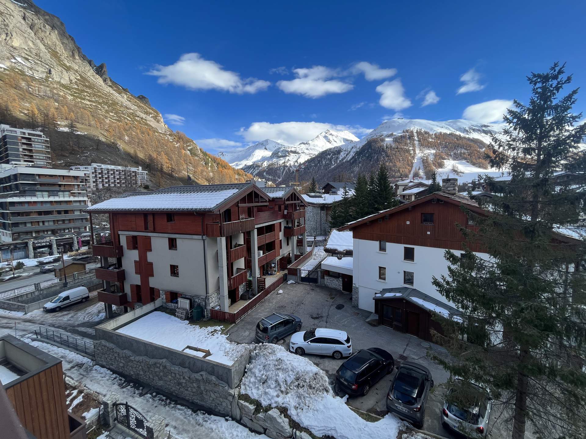 _lv_images__lot_0002340353_15_1456298