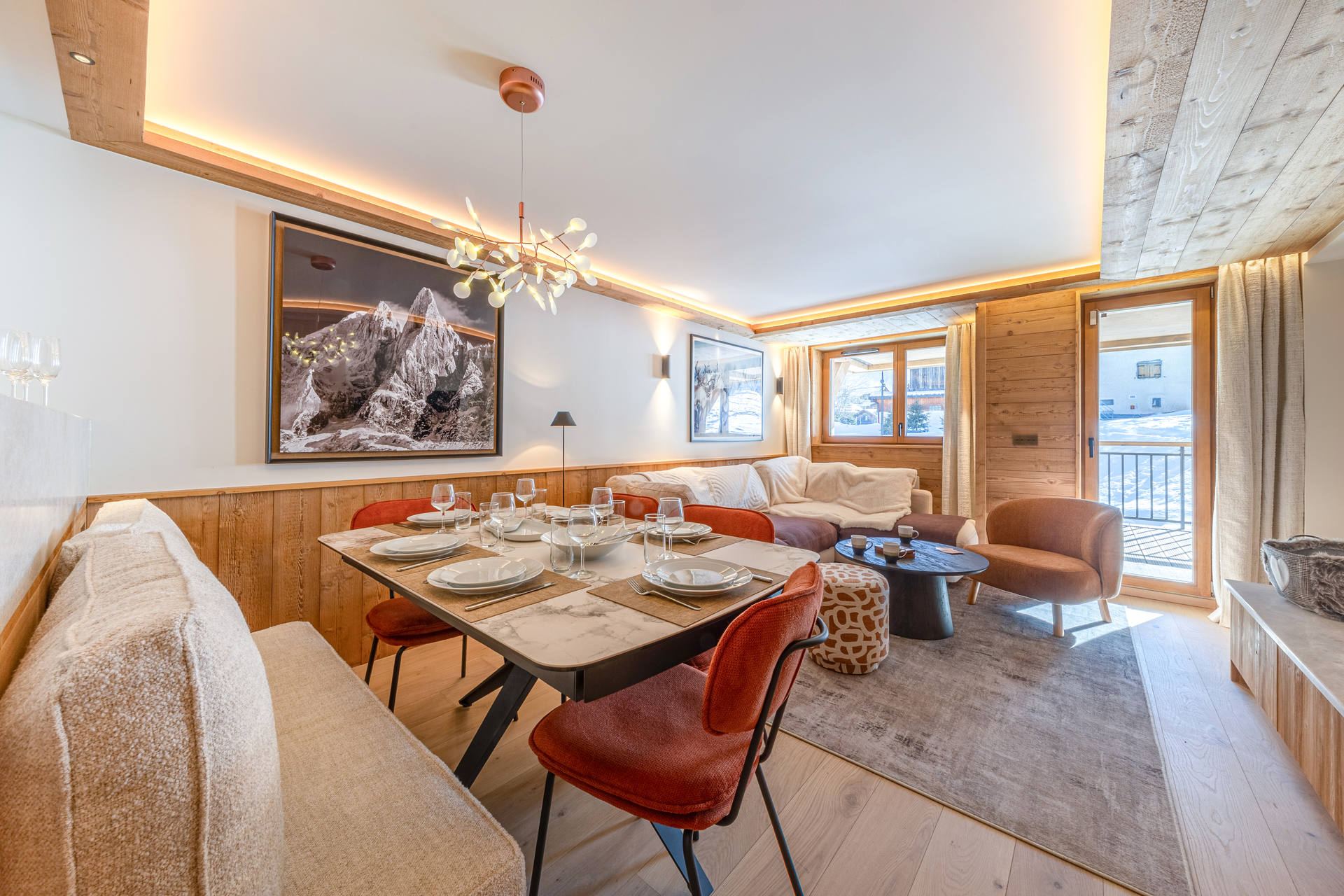 _lv_images__lot_0002340358_01_1455475