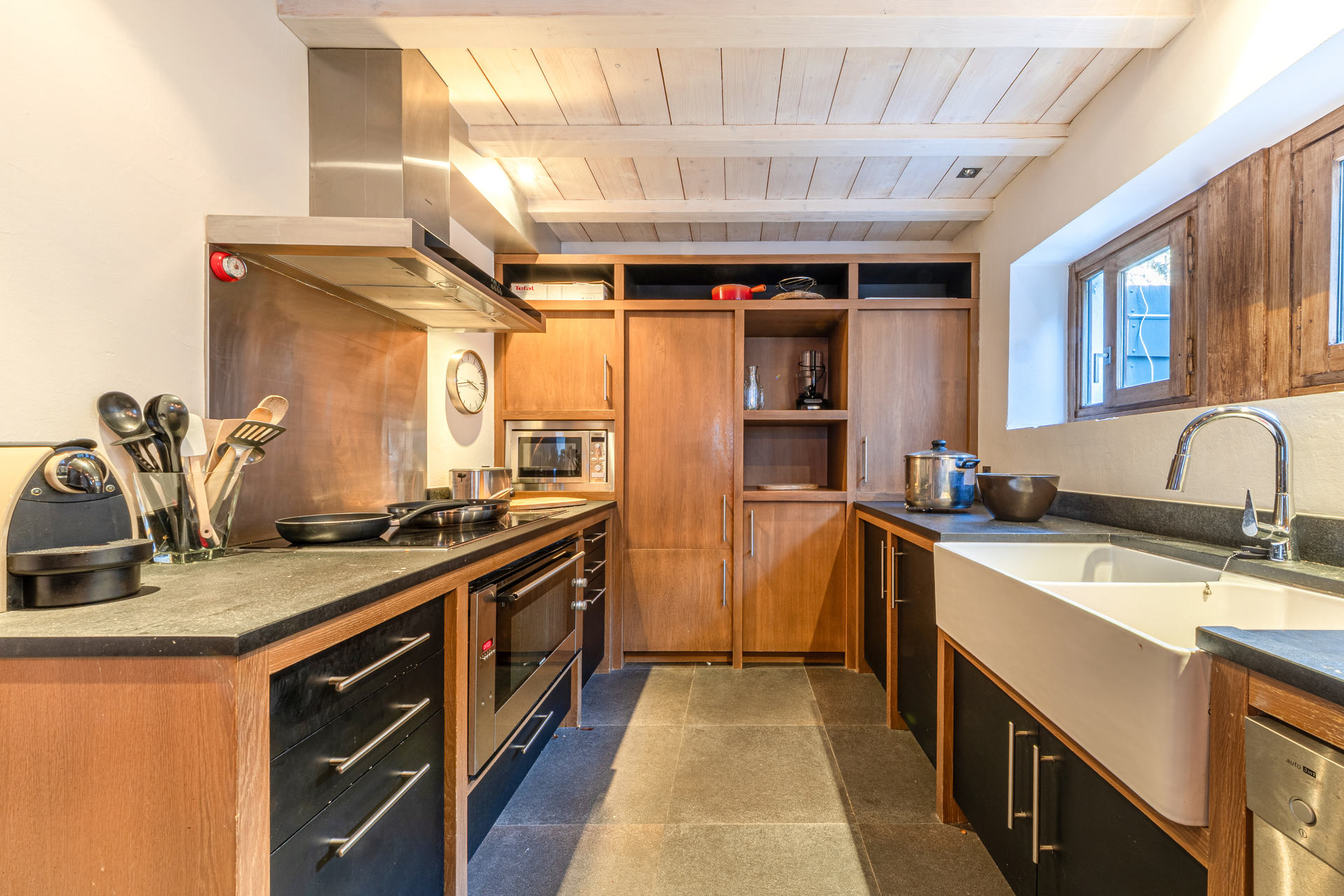 _lv_images__lot_0002340359_06_1454523