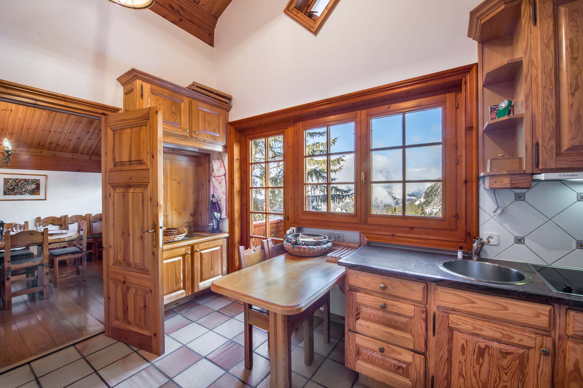 _lv_images__lot_0005880001_05_1445093