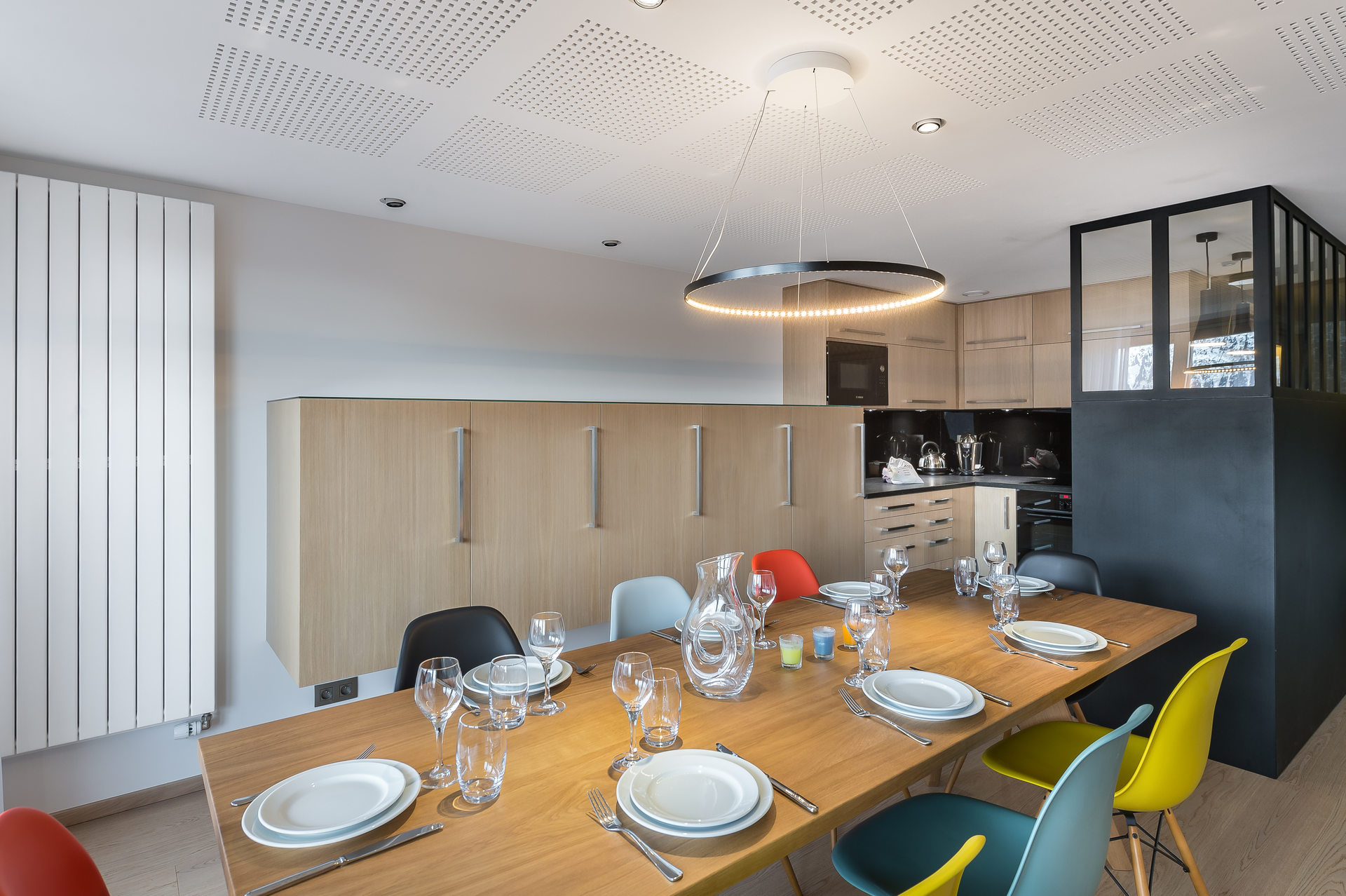 _lv_images__lot_0020020020_04_1449014