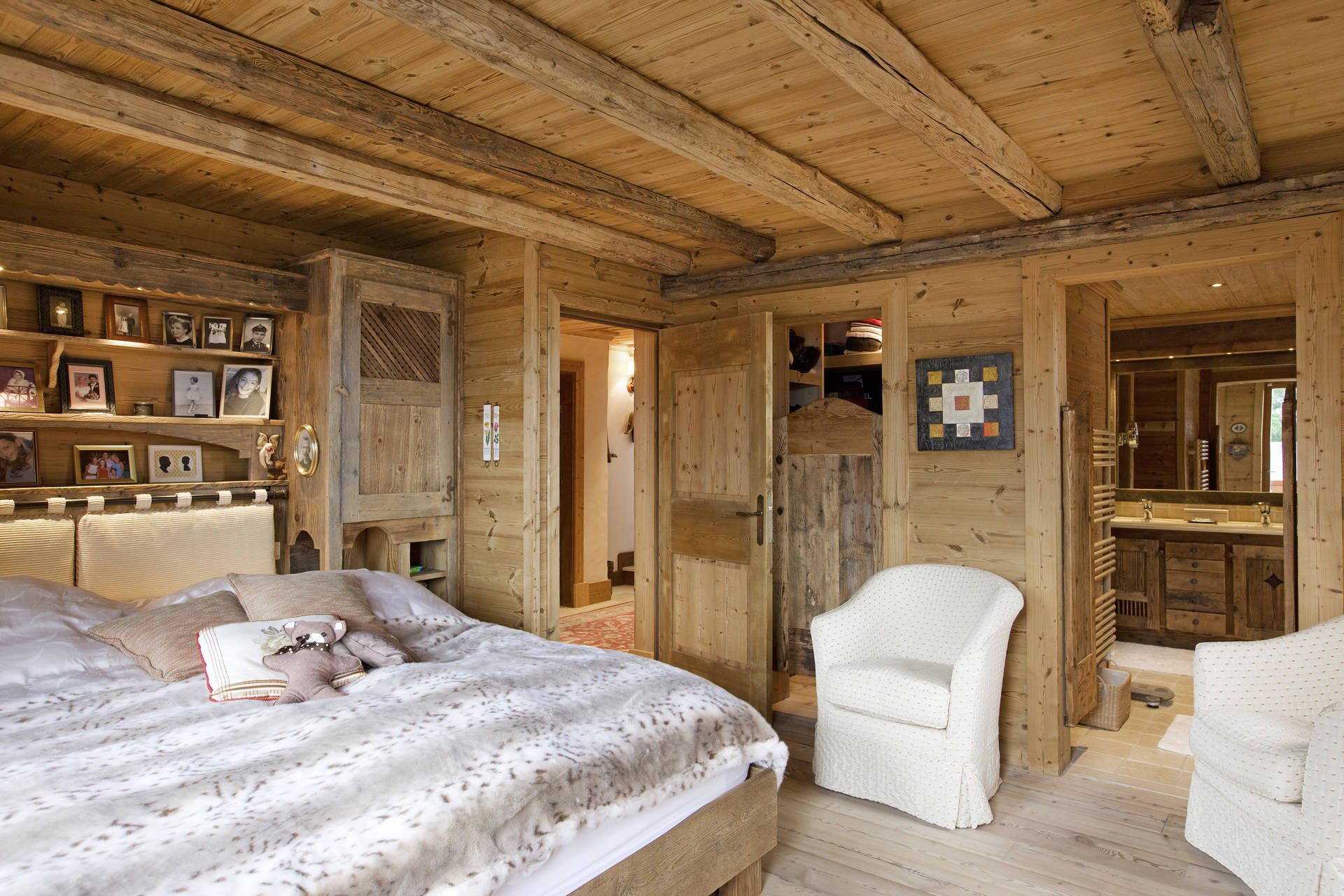 _lv_images__lot_0020810001_06_1448195