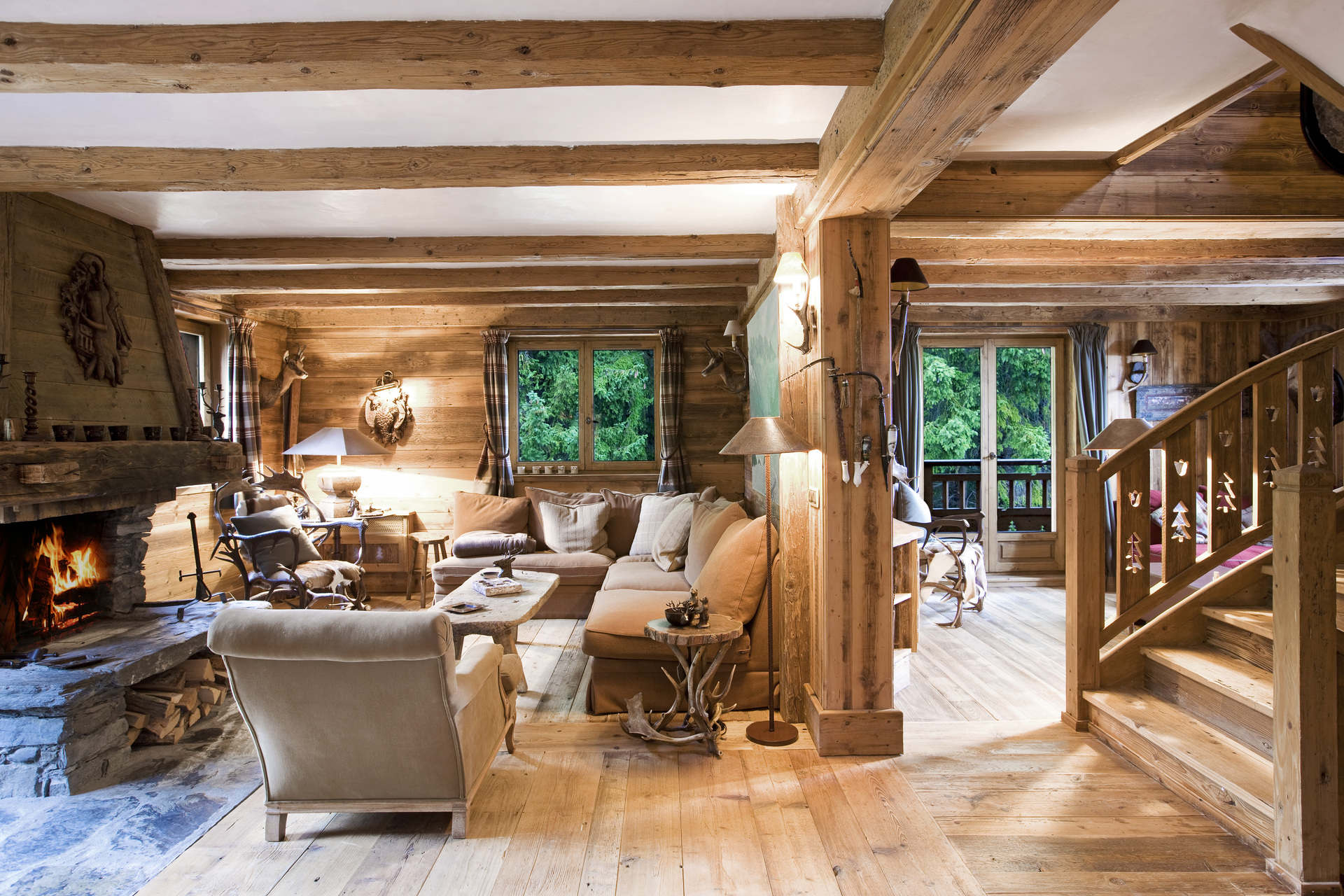 _lv_images__lot_0021140001_03_1448045