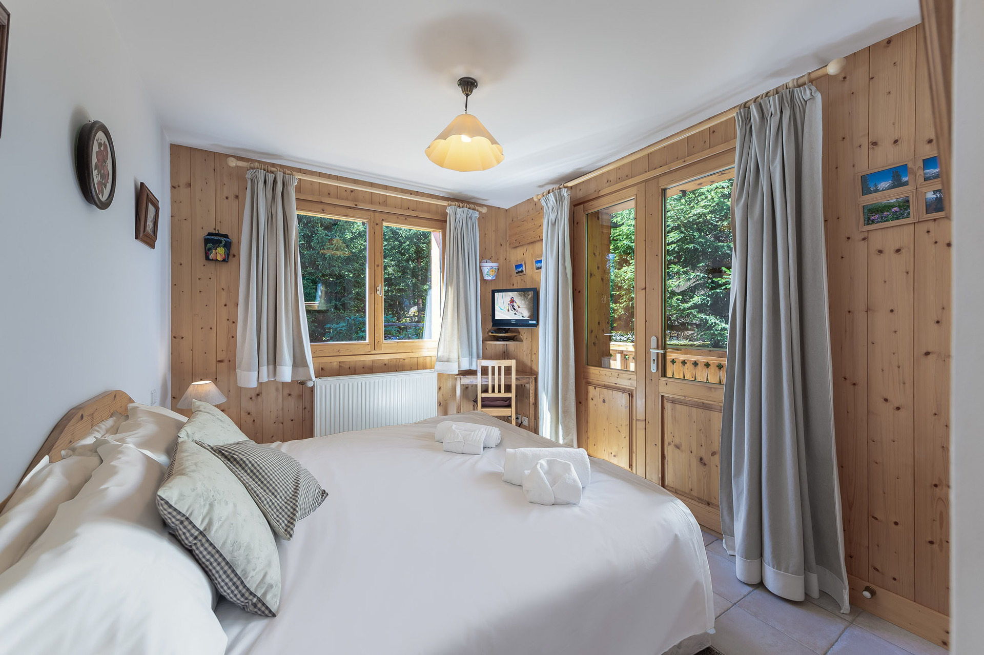 _lv_images__lot_0021280001_10_1448258