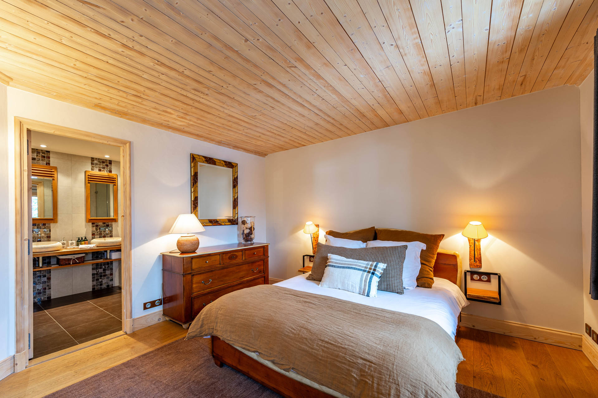 _lv_images__lot_0021720001_09_1448352