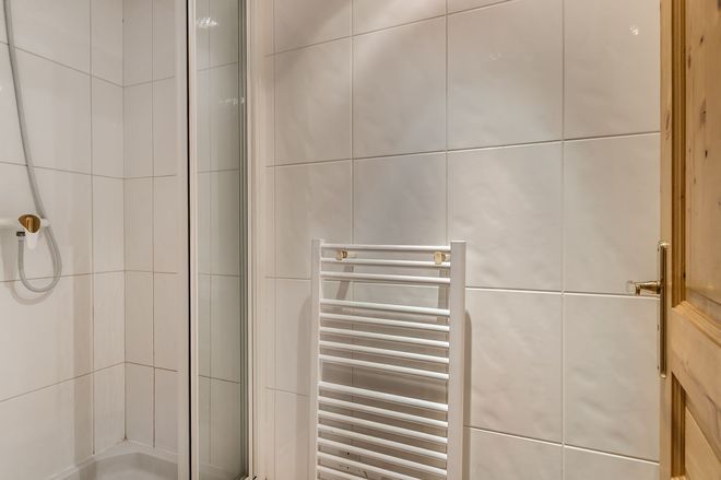 _lv_images__lot_0060080008_08_1446765