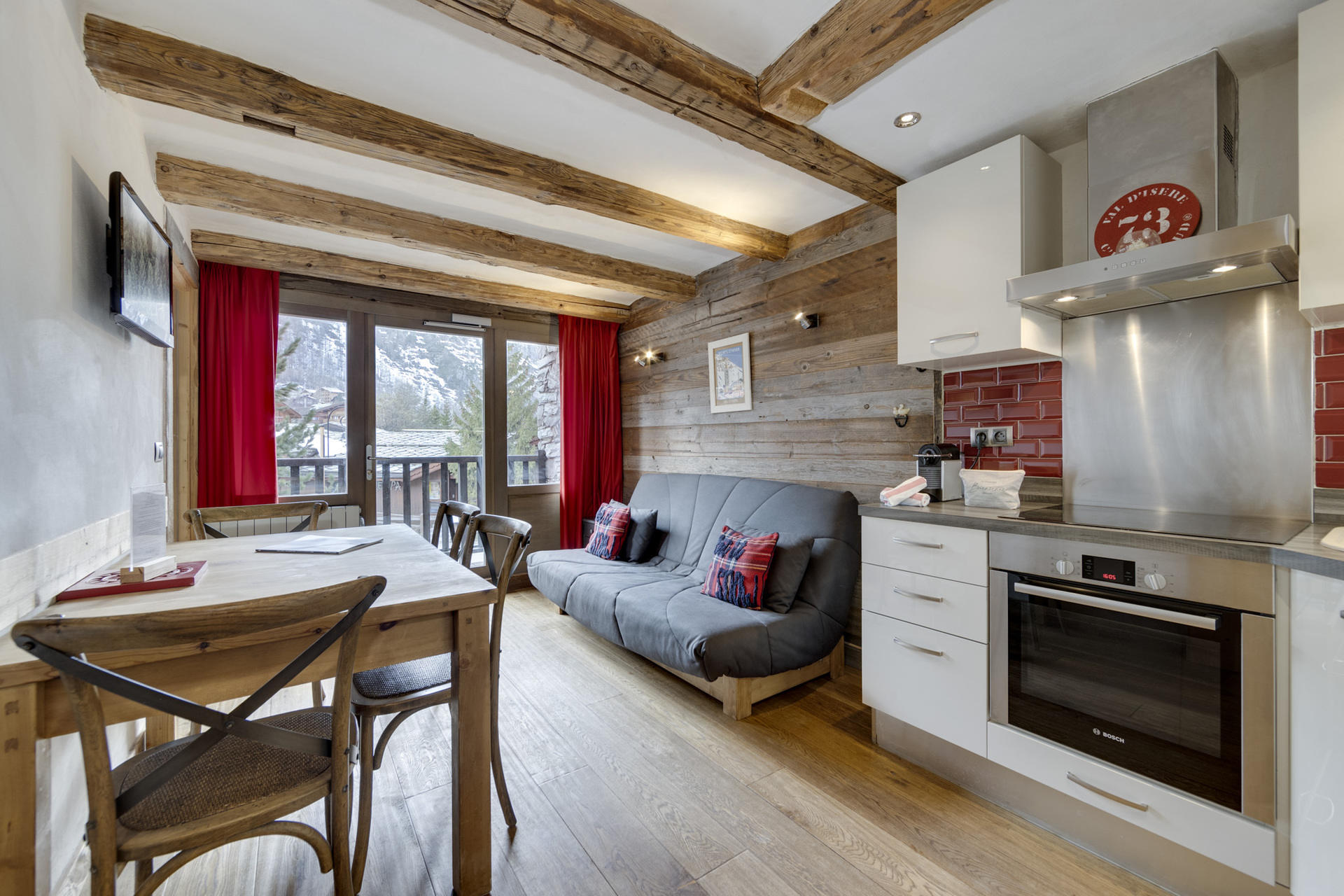 _lv_images__lot_0060450120_01_1446894