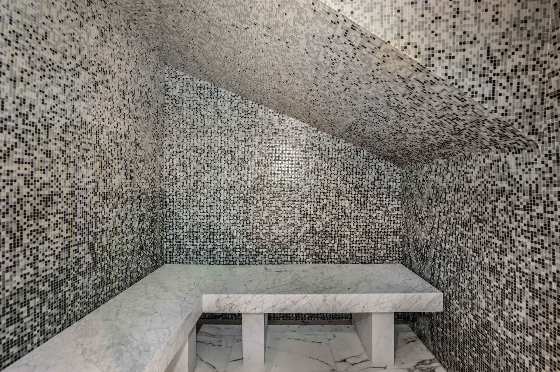 _lv_images__lot_0060510418_07_1446226