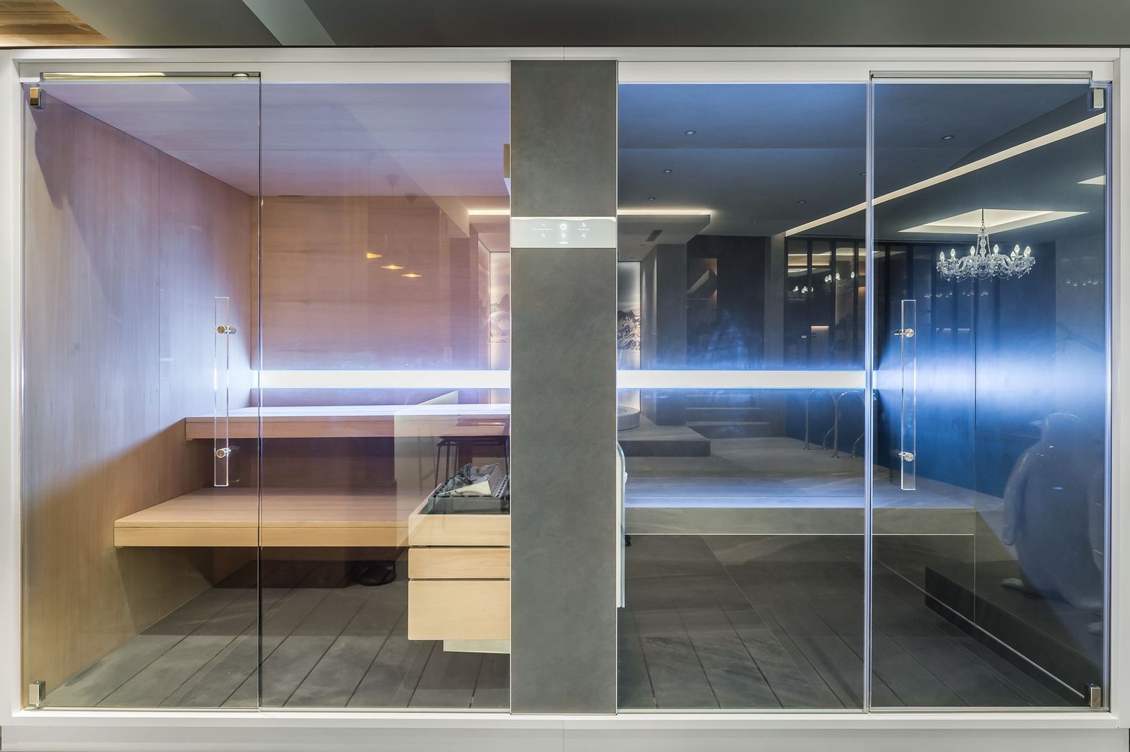 _lv_images__lot_0060510454_12_1448154