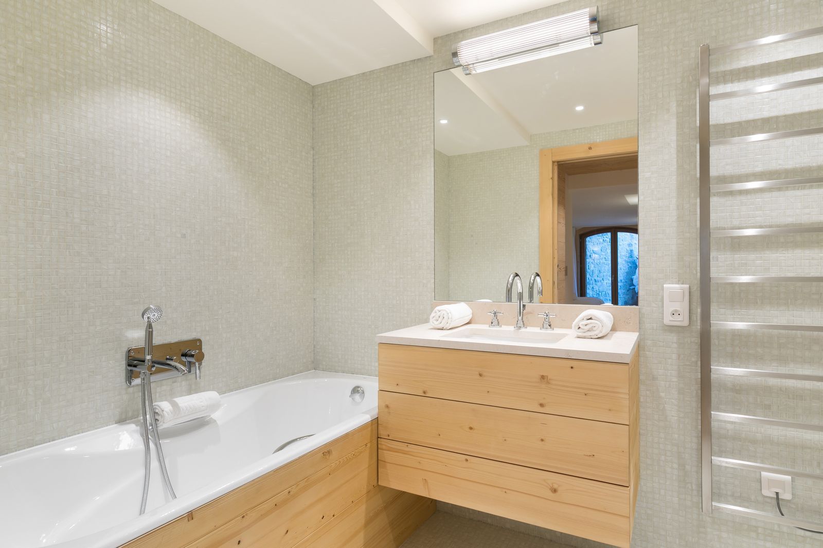 _lv_images__lot_0060510600_08_1448923