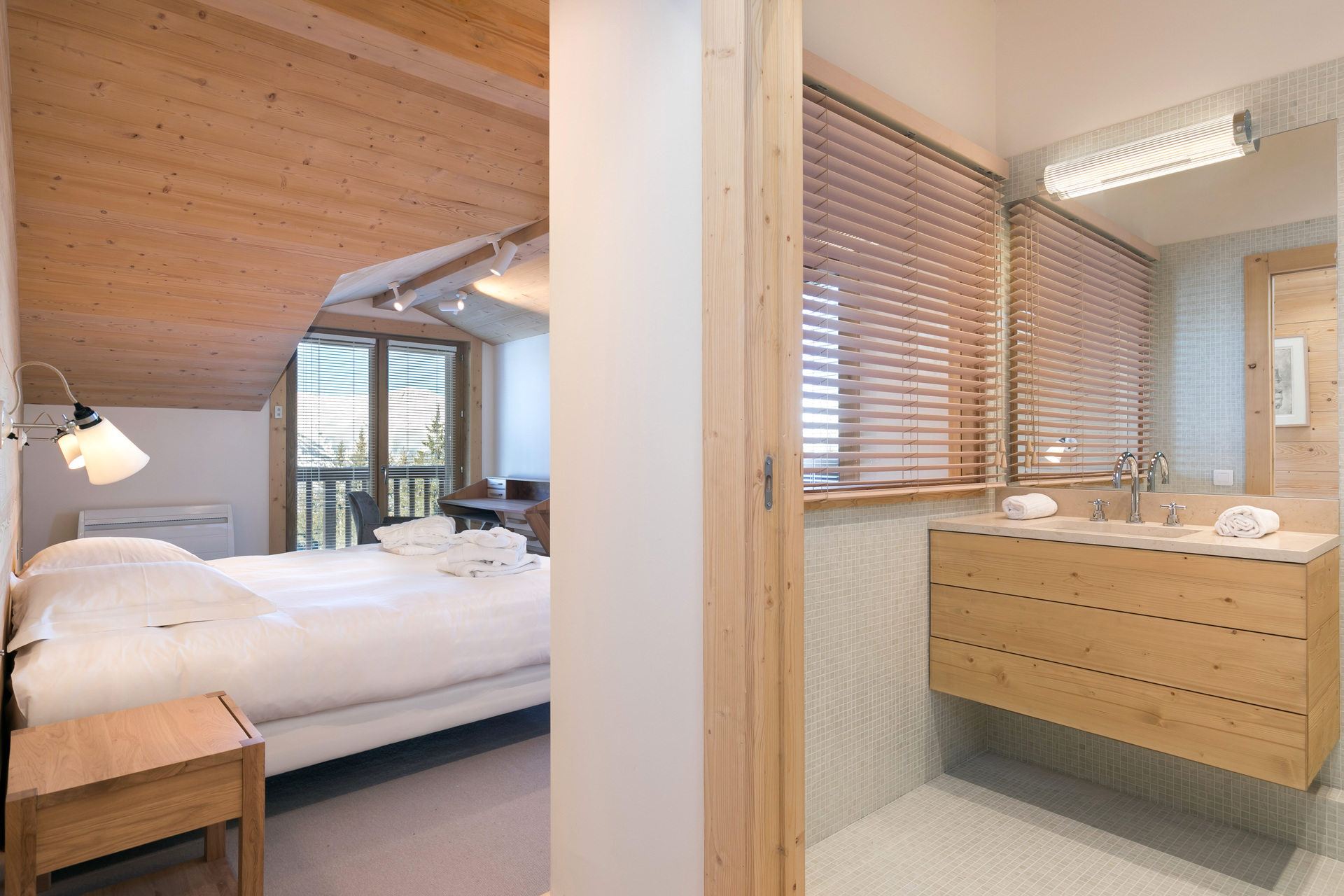 _lv_images__lot_0060510605_06_1448737