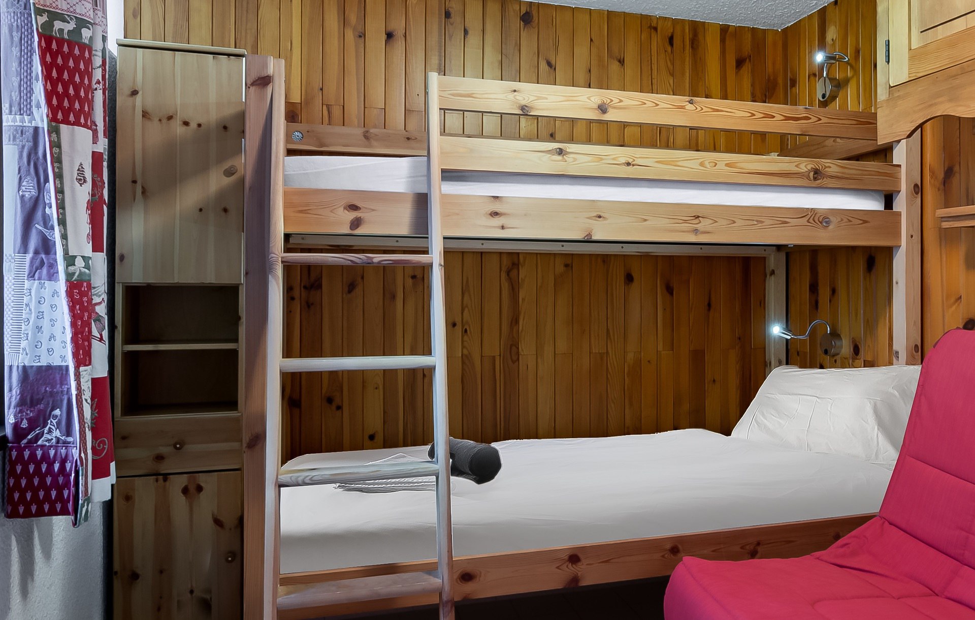 _lv_images__lot_0060510616_07_1449097