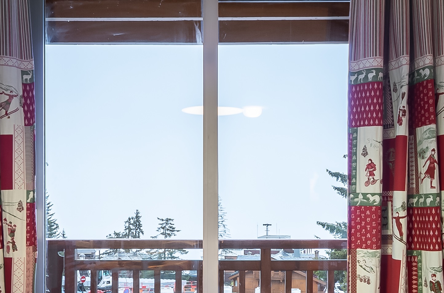 _lv_images__lot_0060510616_10_1449100