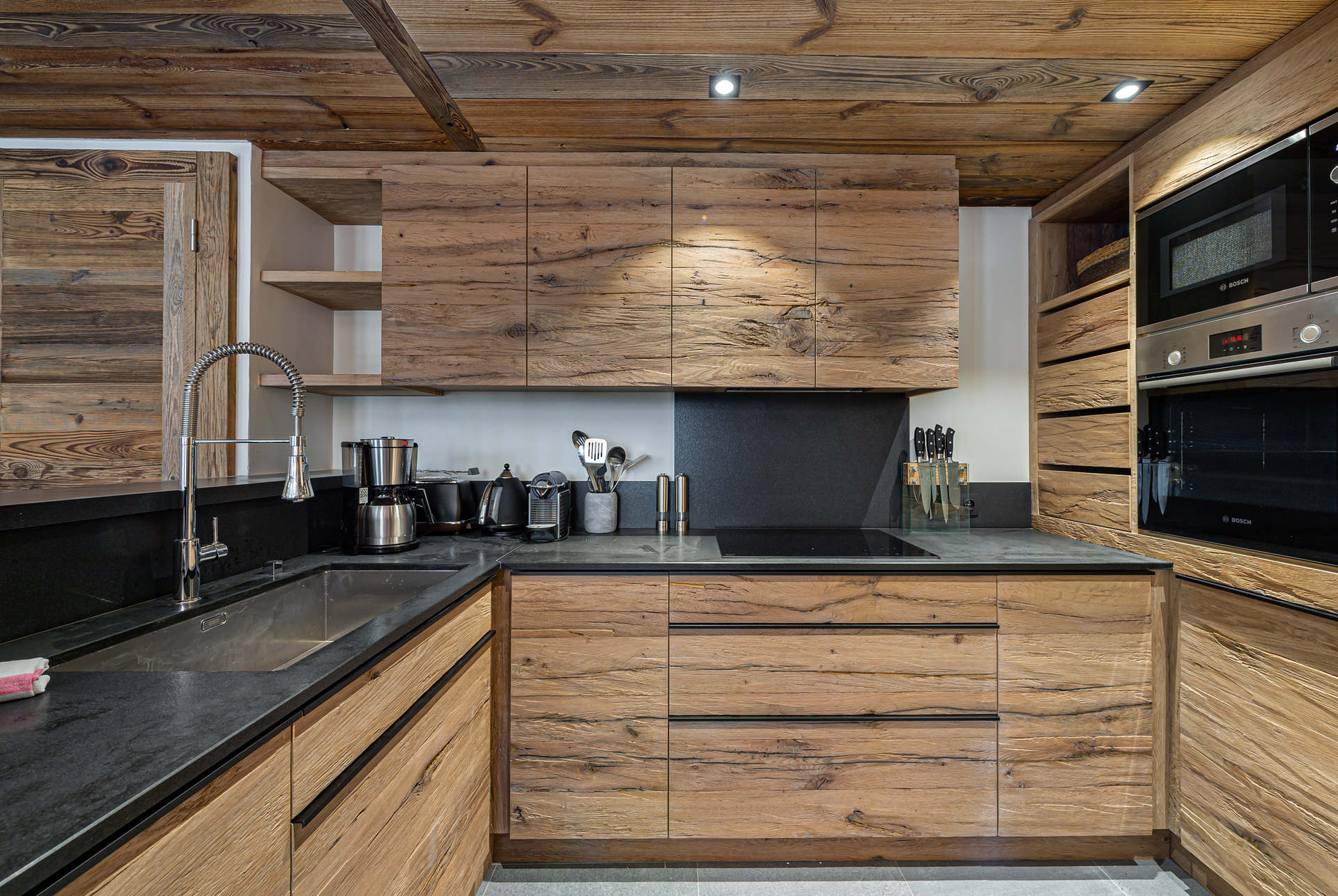 _lv_images__lot_0060510724_06_1446601