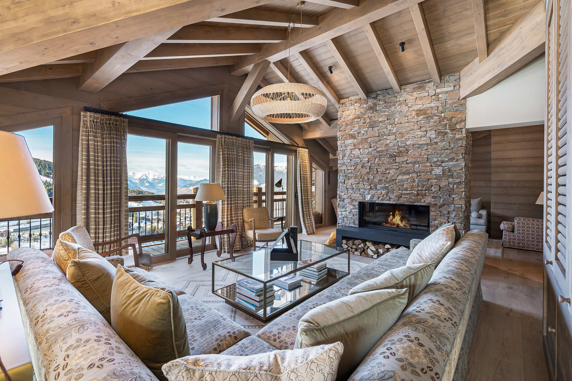 _lv_images__lot_0060510759_01_1445057