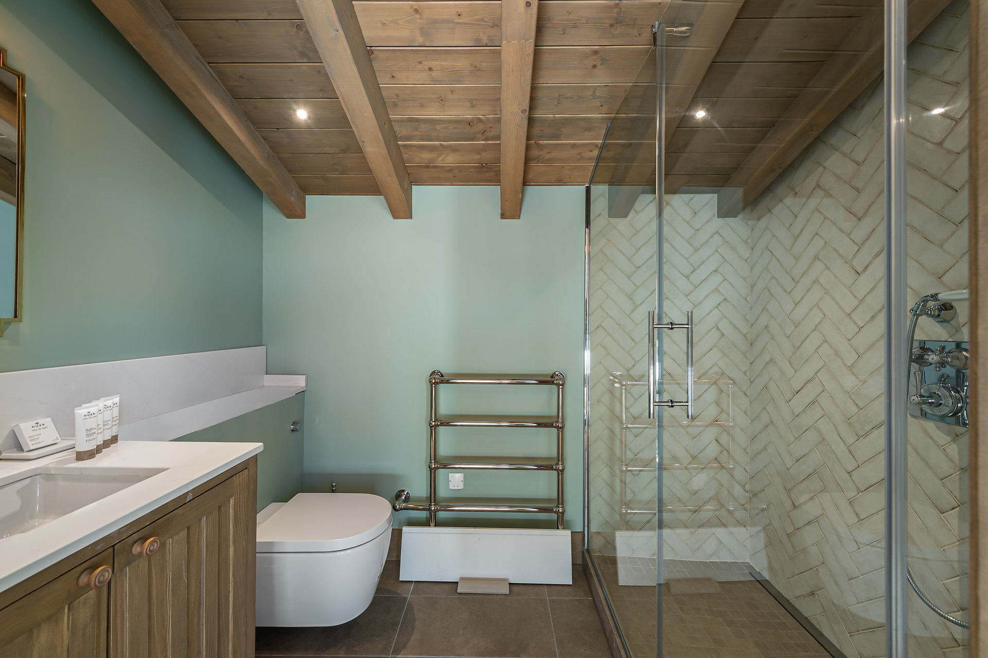 _lv_images__lot_0060510759_15_1445071