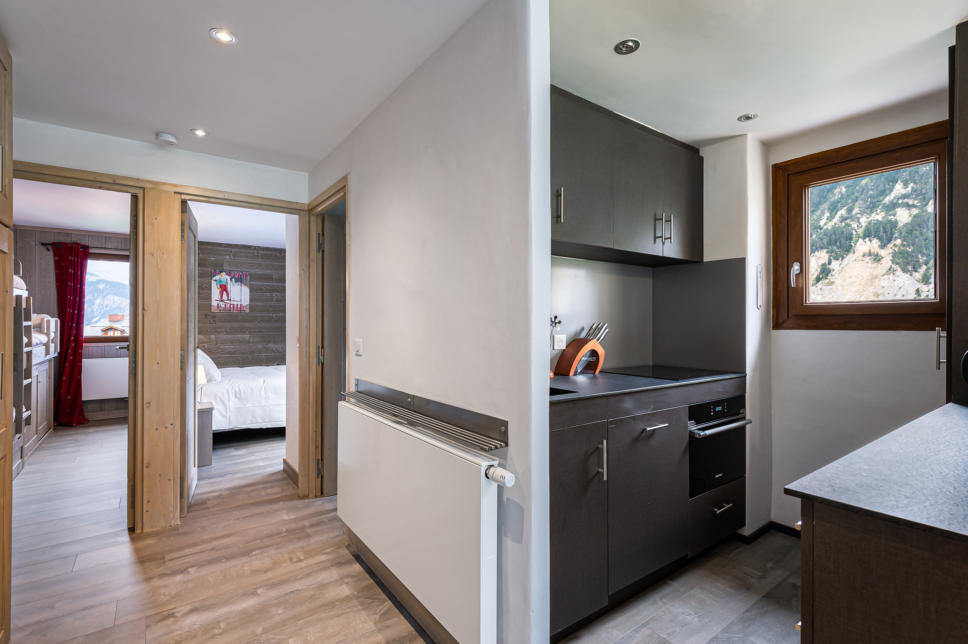 _lv_images__lot_0060510830_07_1445809