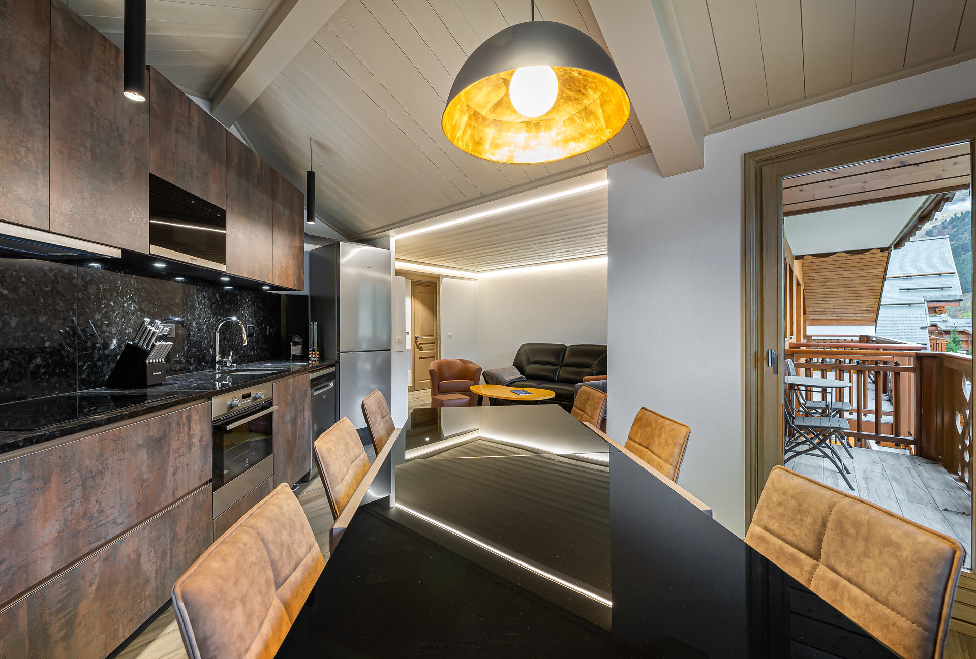 _lv_images__lot_0060510871_08_1444490