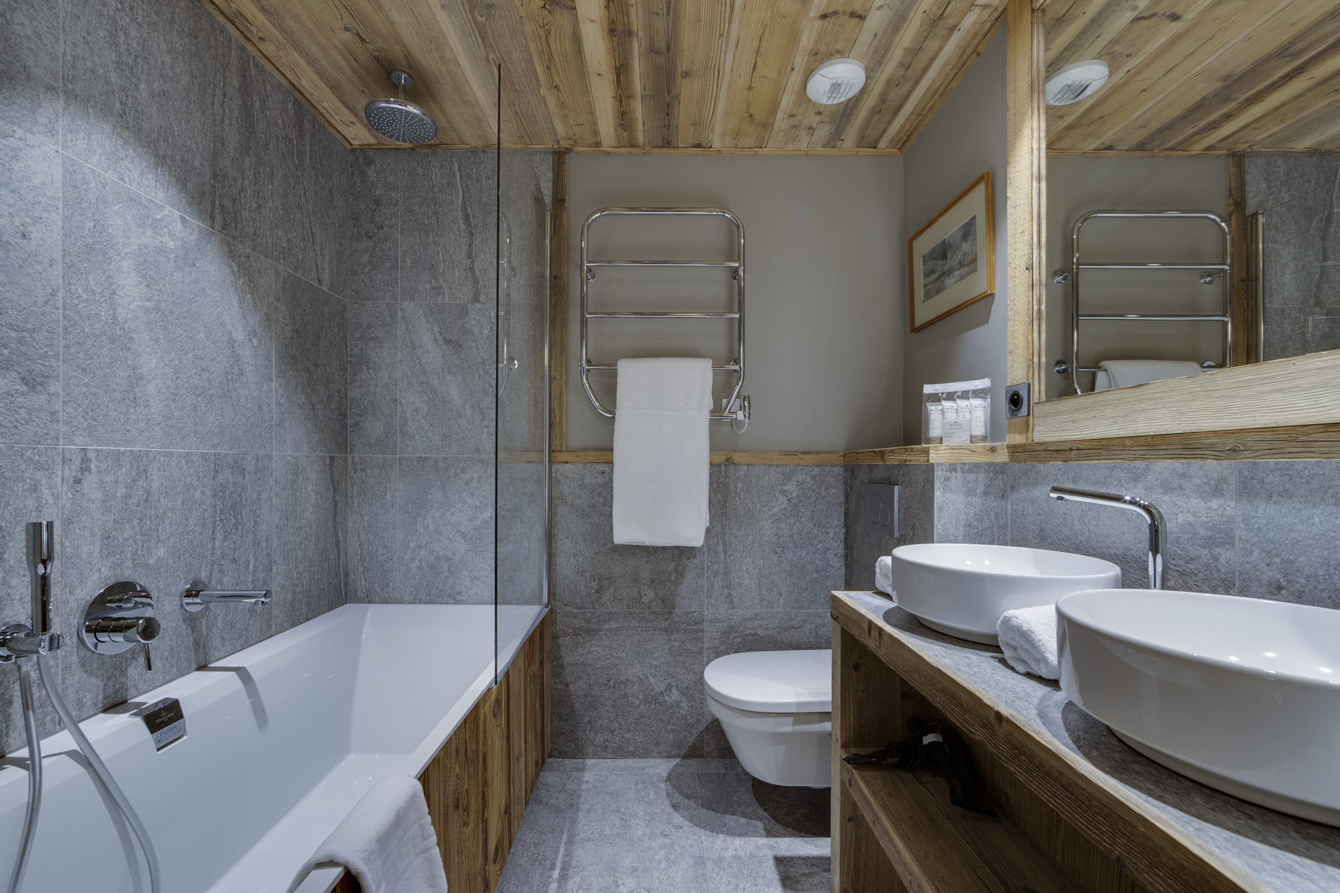 _lv_images__lot_0060510939_11_1446893