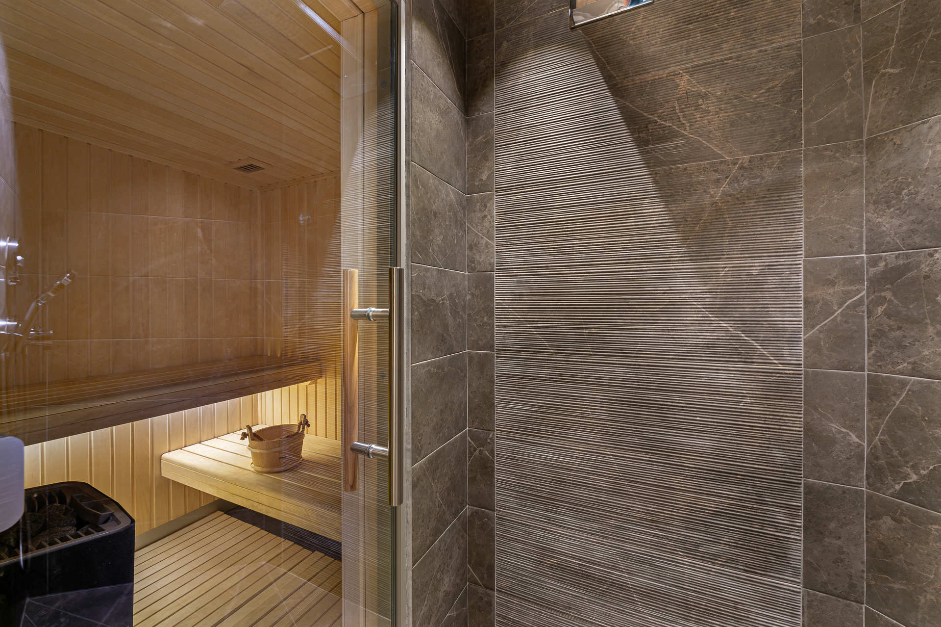 _lv_images__lot_0060510954_13_1446736