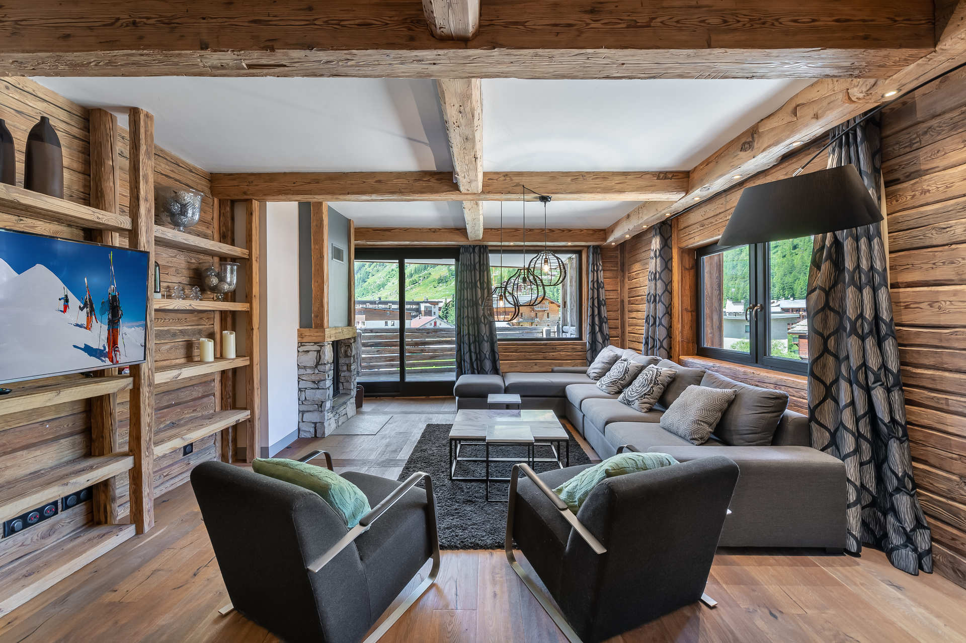 _lv_images__lot_0060510957_02_1446612