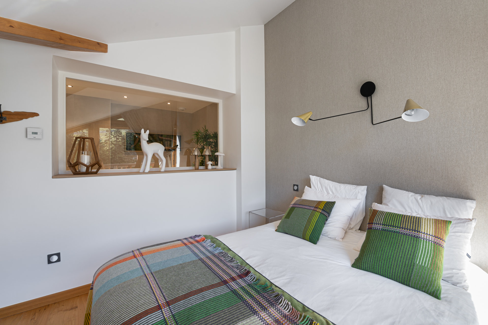 _lv_images__lot_0060510989_08_1445182