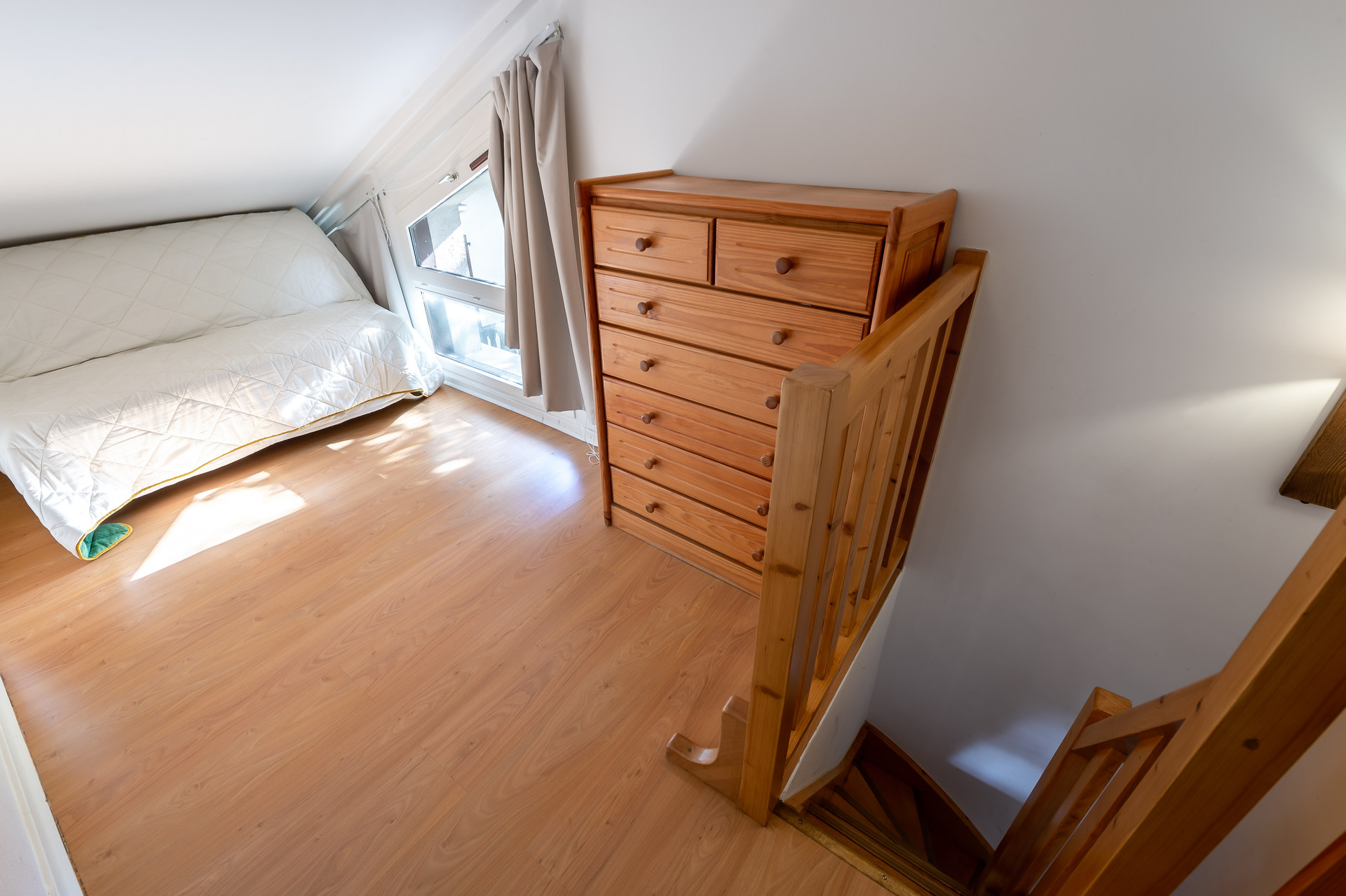 _lv_images__lot_0060511006_08_1445486