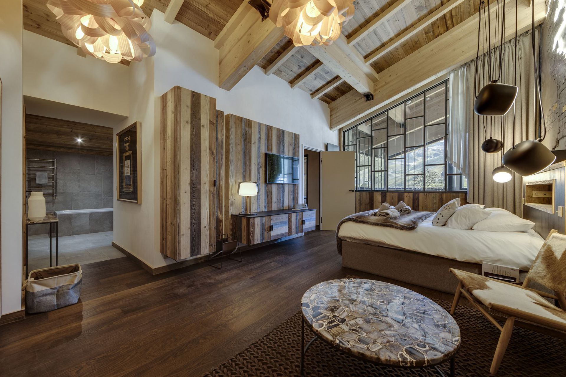 _lv_images__lot_0060511291_11_1447031