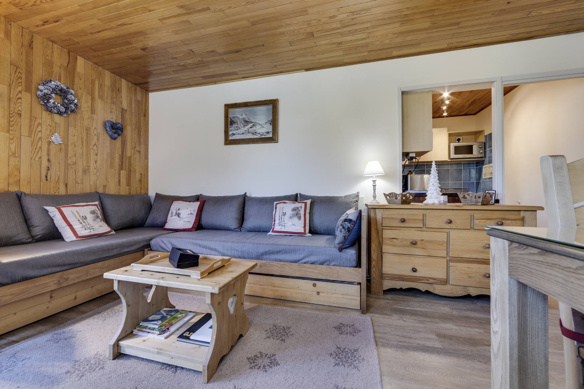 _lv_images__lot_0074061438_02_1447658