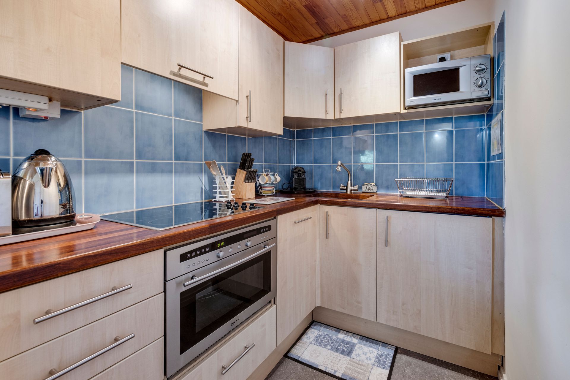 _lv_images__lot_0074061438_05_1447661