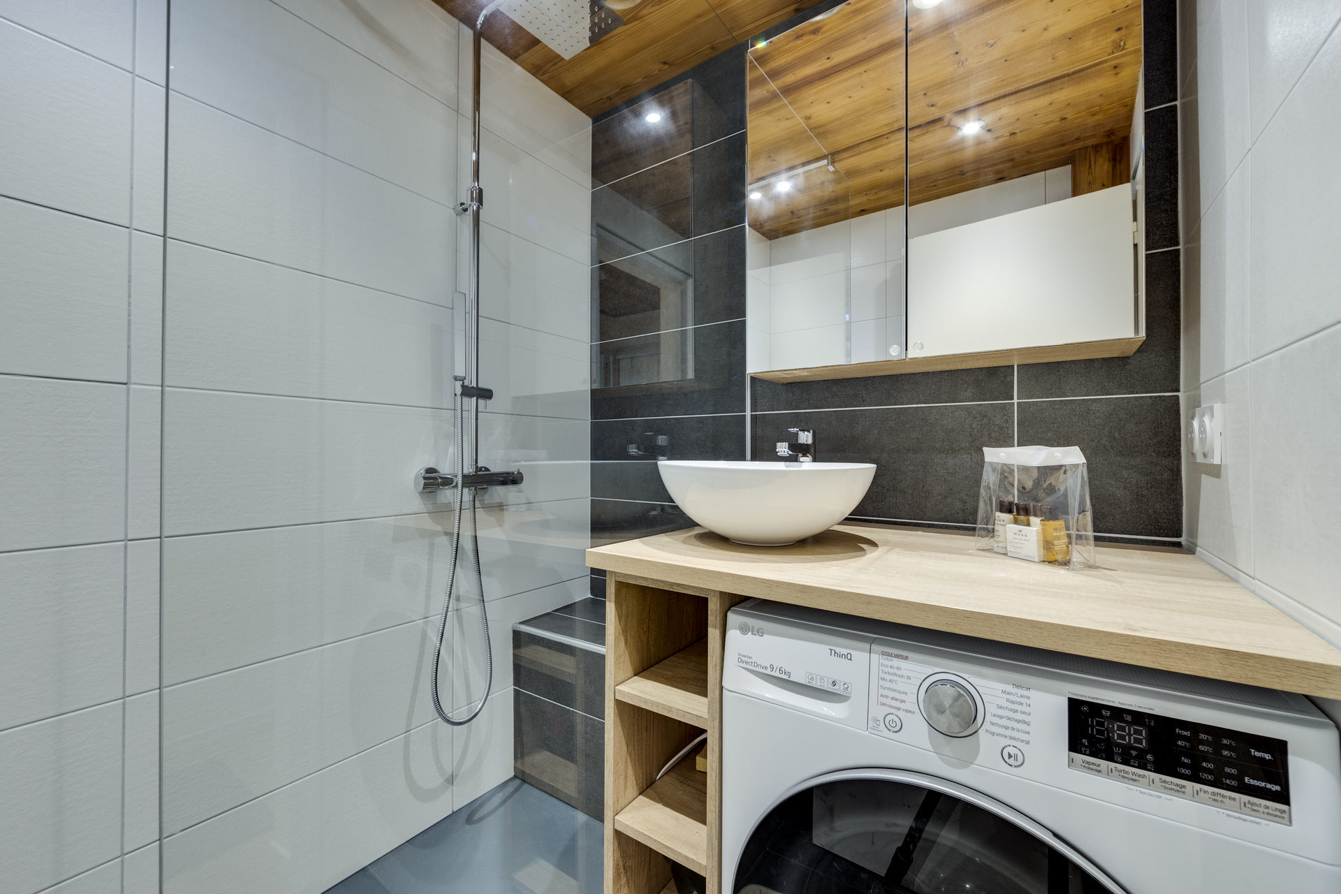 _lv_images__lot_0074061438_07_1447663